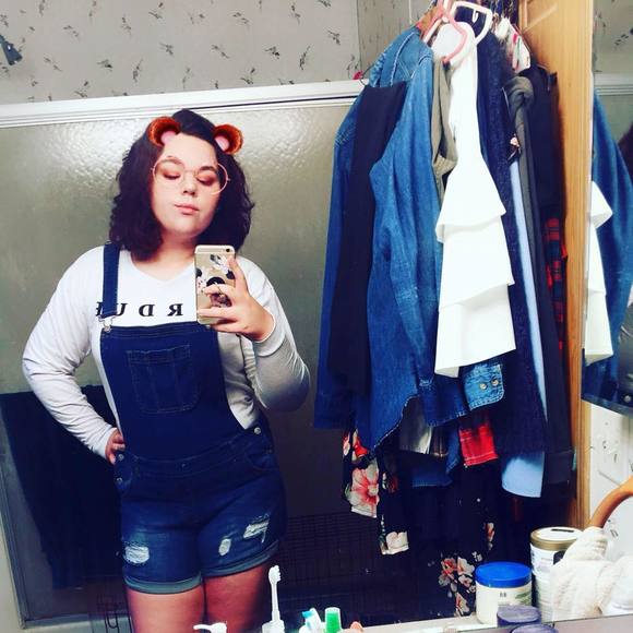 Meet your Posher, Maggie - Picture 1 of 1